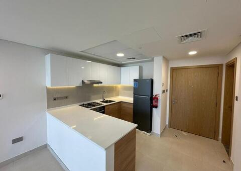 Apartment for Rent in Radiant Boulevard in Al Reem Island - Furnished | High floor | Vacant - 3/4